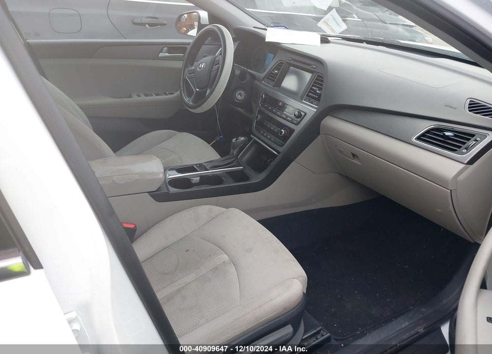 2016 HYUNDAI SONATA SE VIN: 5NPE24AF9GH361962