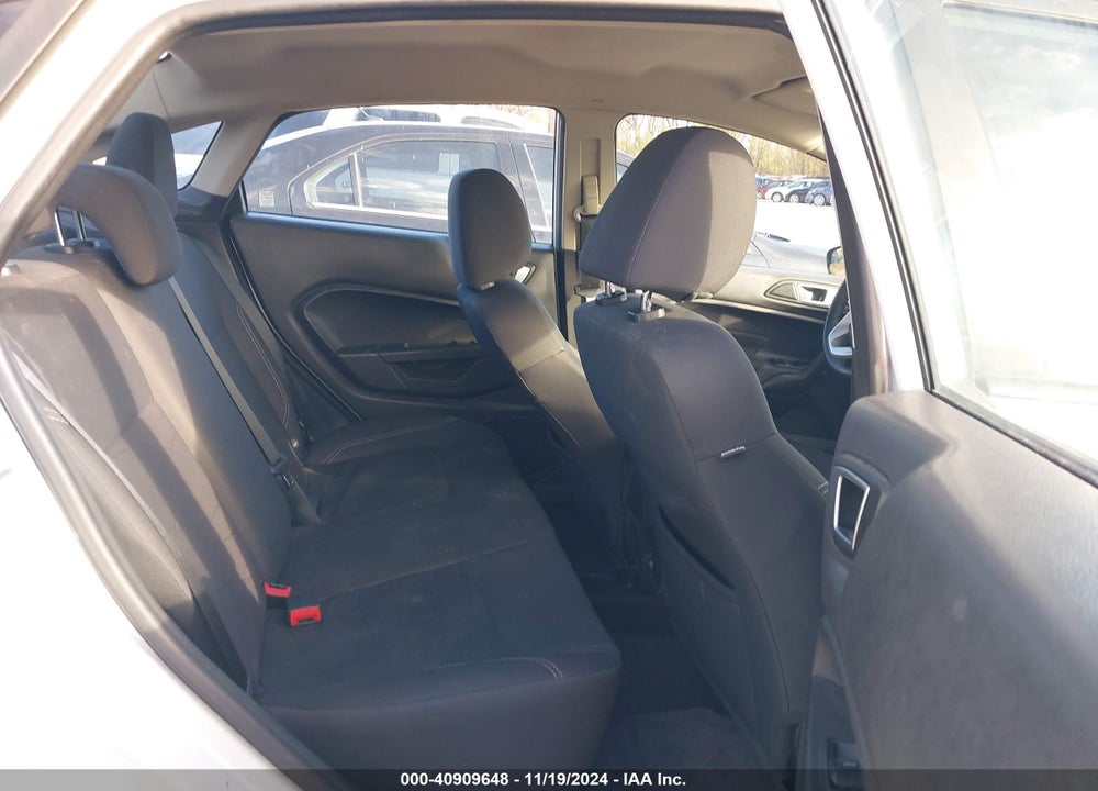 2015 FORD FIESTA SE VIN: 3FADP4BJ9FM187650