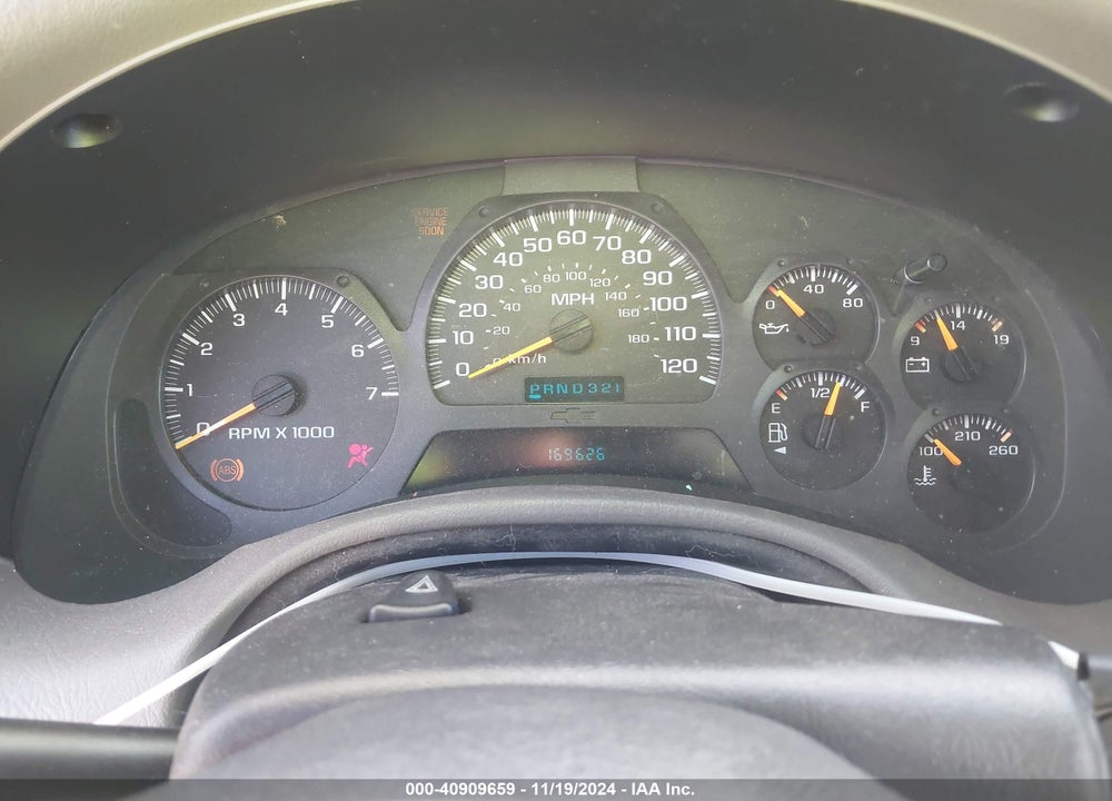 2002 CHEVROLET TRAILBLAZER LS VIN: 1GNDS13S022452494