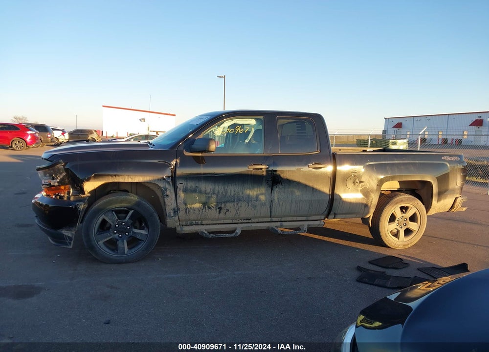 2018 CHEVROLET SILVERADO 1500 VIN: 1GCVKNEC5JZ253876