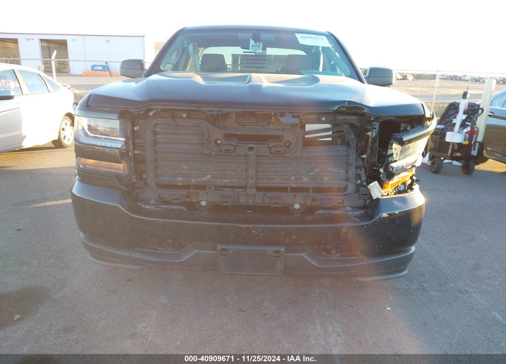 2018 CHEVROLET SILVERADO 1500 VIN: 1GCVKNEC5JZ253876