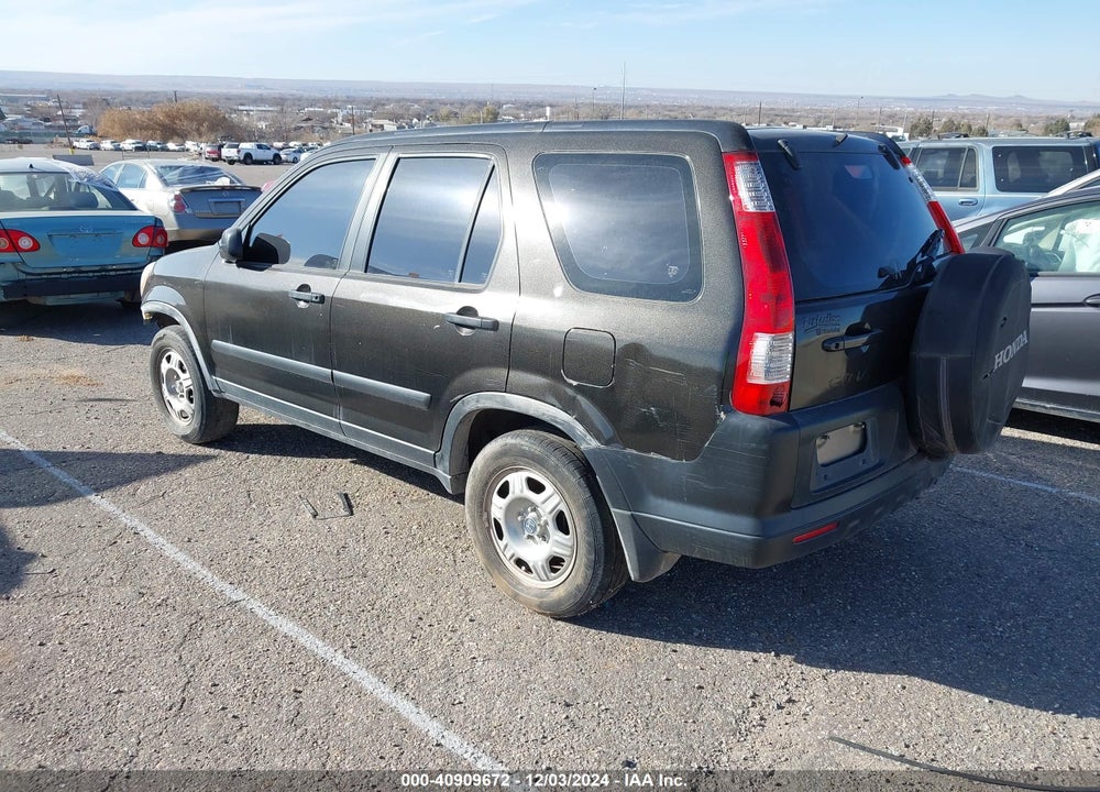 2005 HONDA CR-V LX VIN: JHLRD68575C012413