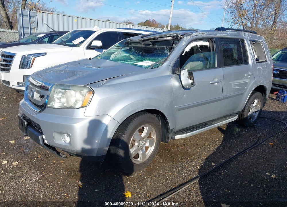 2011 HONDA PILOT EX-L VIN: 5FNYF4H67BB036788