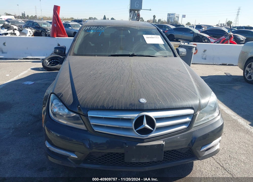 2012 MERCEDES-BENZ C 300 LUXURY 4MATIC/SPORT 4MATIC VIN: WDDGF8BBXCA715284