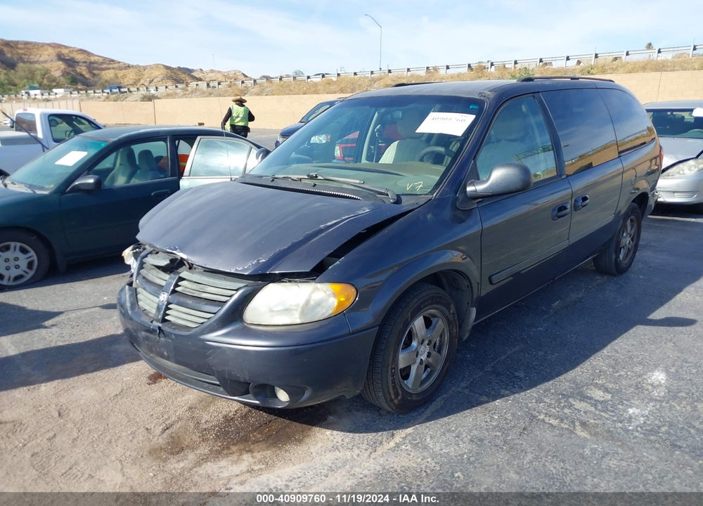 2007 DODGE GRAND CARAVAN SXT VIN: 2D8GP44L57R113661