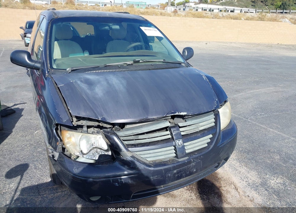2007 DODGE GRAND CARAVAN SXT VIN: 2D8GP44L57R113661