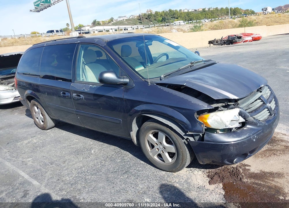 2007 DODGE GRAND CARAVAN SXT VIN: 2D8GP44L57R113661