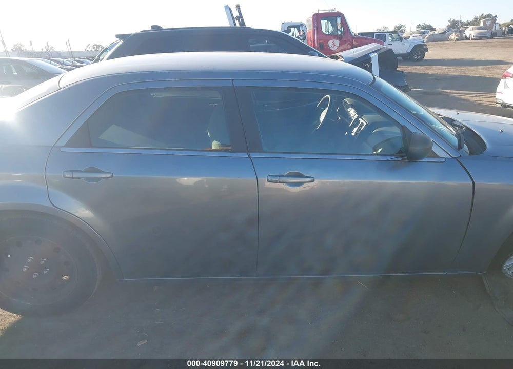 2007 CHRYSLER 300 VIN: 2C3KA43RX7H788271