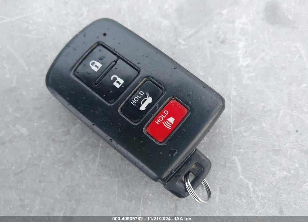2013 TOYOTA CAMRY HYBRID XLE VIN: 4T1BD1FK9DU074443