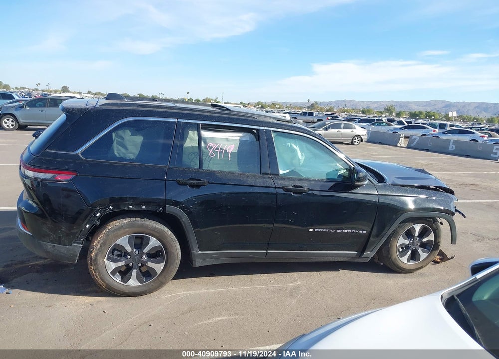 2024 JEEP GRAND CHEROKEE 4XE VIN: 1C4RJYB64RC116141