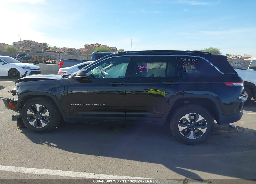 2024 JEEP GRAND CHEROKEE 4XE VIN: 1C4RJYB64RC116141
