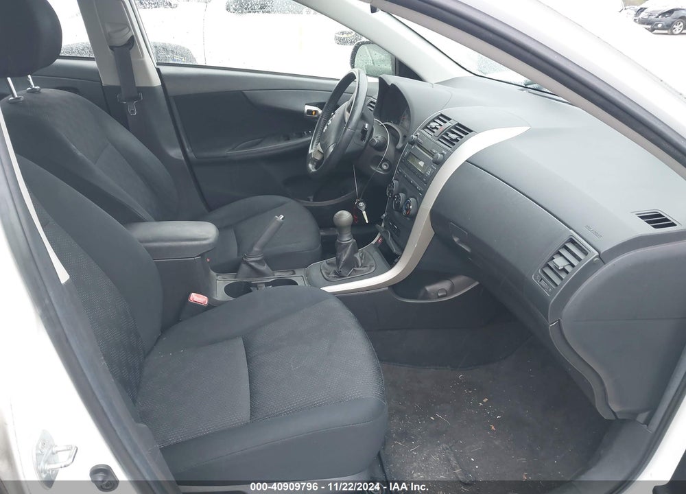 2009 TOYOTA COROLLA S VIN: 2T1BU40E09C142612