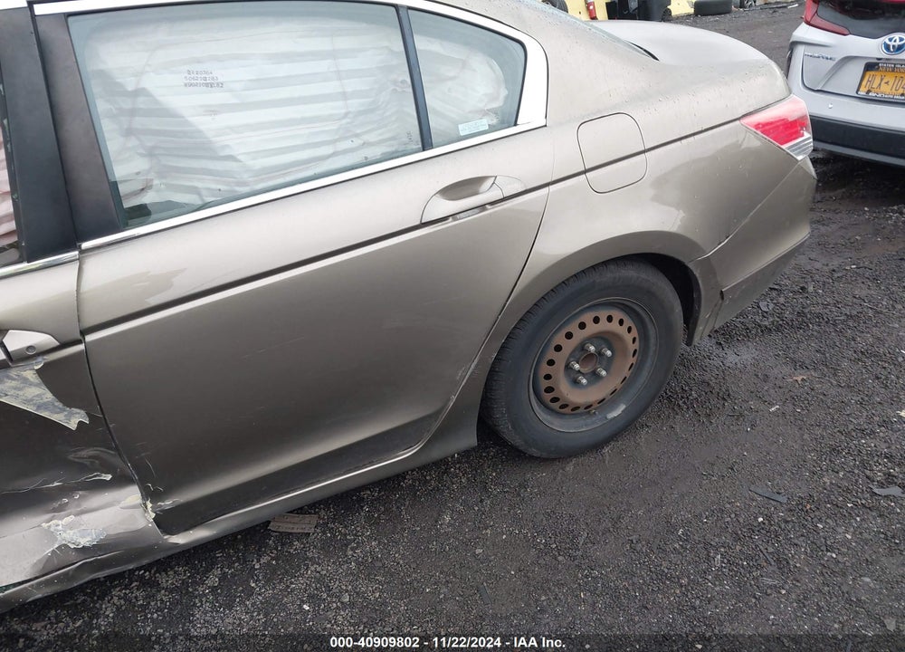 2010 HONDA ACCORD 2.4 LX VIN: 1HGCP2F31AA099754