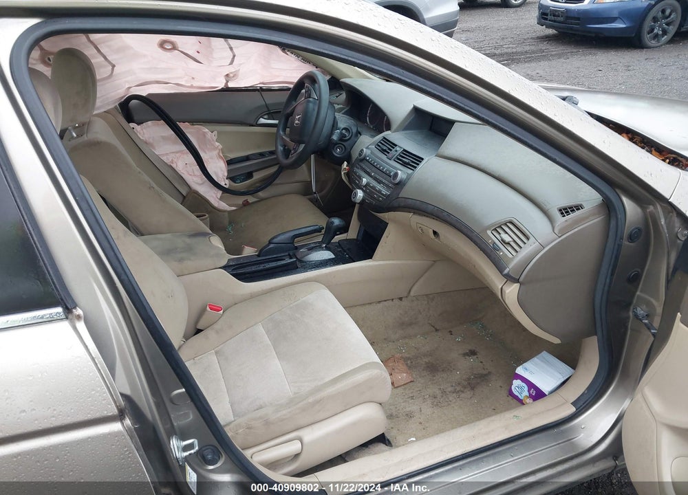 2010 HONDA ACCORD 2.4 LX VIN: 1HGCP2F31AA099754