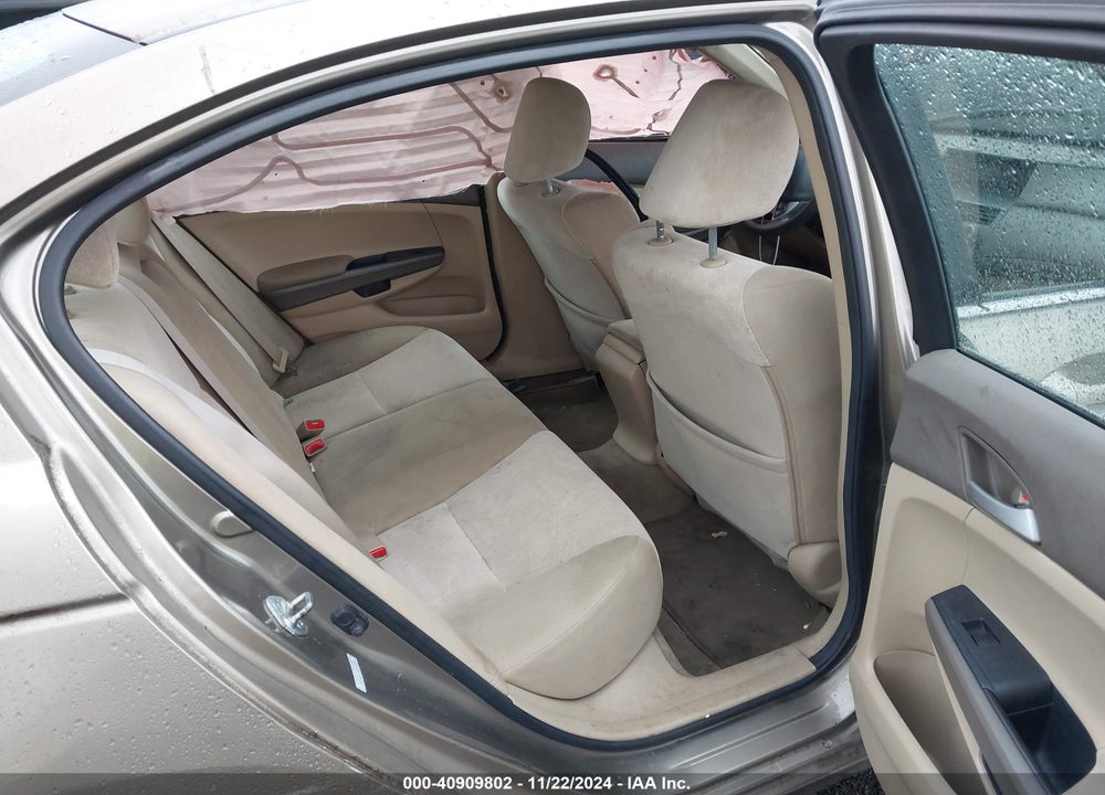 2010 HONDA ACCORD 2.4 LX VIN: 1HGCP2F31AA099754