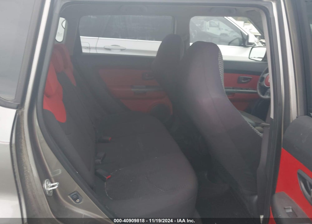 2010 KIA SOUL SPORT VIN: KNDJT2A24A7050660