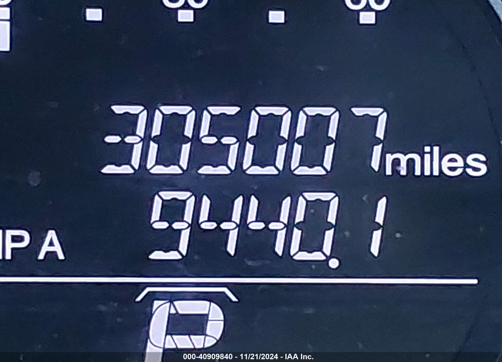 2017 HONDA ACCORD LX VIN: 1HGCR2F35HA057186