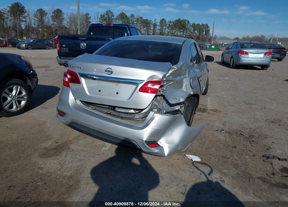 2018 NISSAN SENTRA S VIN: 3N1AB7AP4JY334786