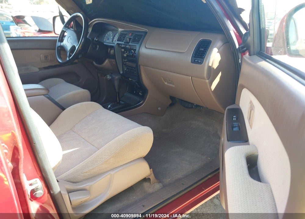 2000 TOYOTA 4RUNNER SR5 V6 VIN: JT3GN86R0Y0146435