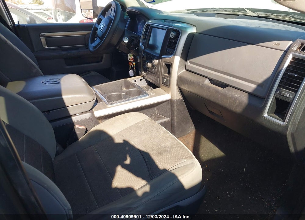 2014 RAM 3500 LONE STAR VIN: 3C63RRHL4EG167767