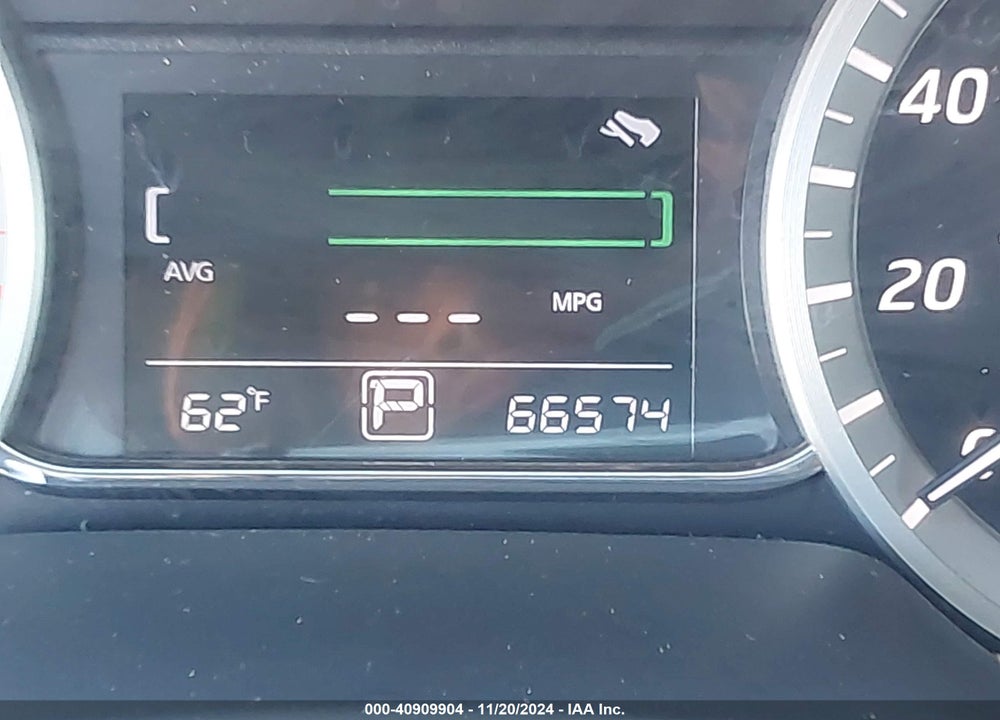 2015 NISSAN SENTRA SL VIN: 3N1AB7AP4FY365169