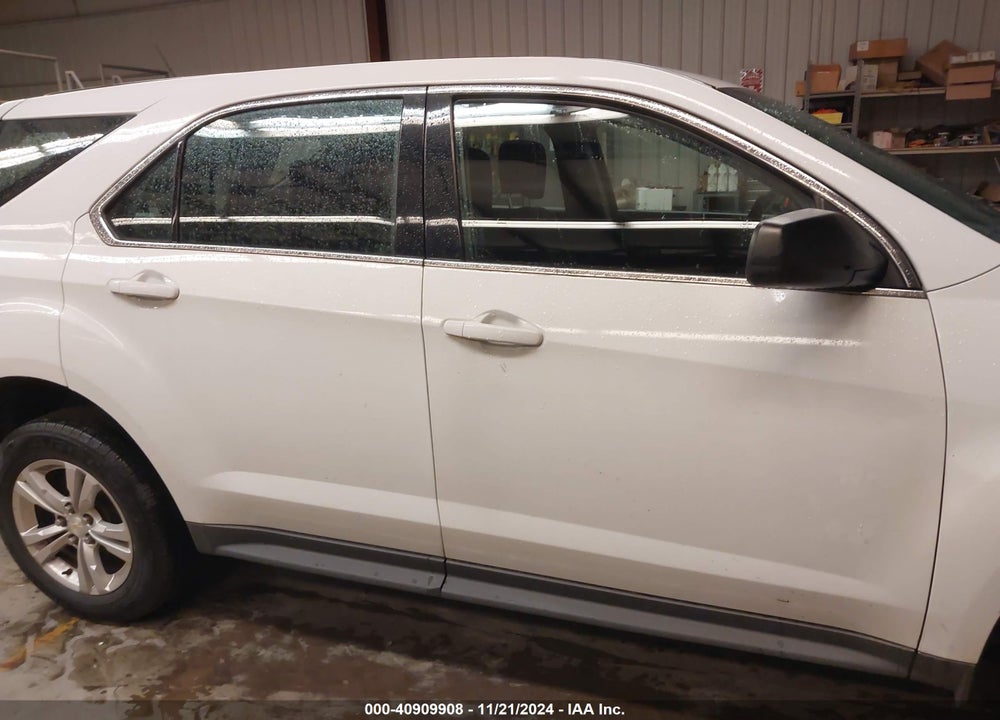 2017 CHEVROLET EQUINOX LS VIN: 2GNALBEKXH1572122