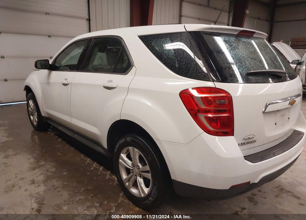 2017 CHEVROLET EQUINOX LS VIN: 2GNALBEKXH1572122