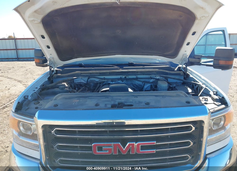 2018 GMC SIERRA 2500HD VIN: 1GT11REG9JF155687