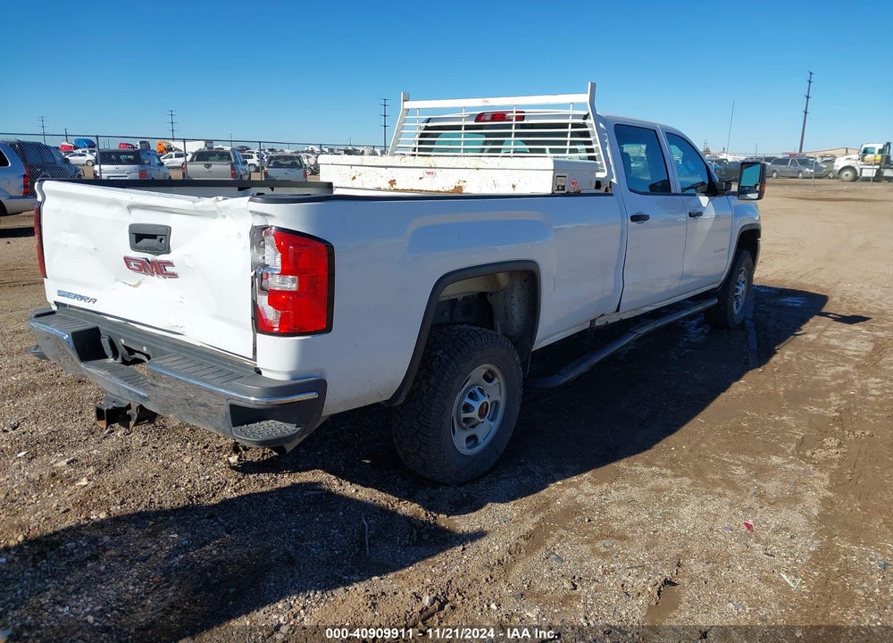 2018 GMC SIERRA 2500HD VIN: 1GT11REG9JF155687