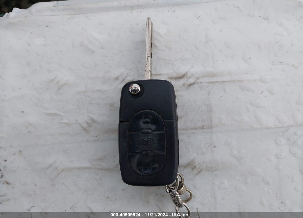 2003 AUDI A4 3.0 VIN: WAUAT48H53K010297