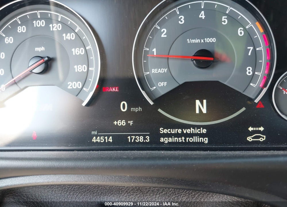 2016 BMW M3 VIN: WBS8M9C58GP967016
