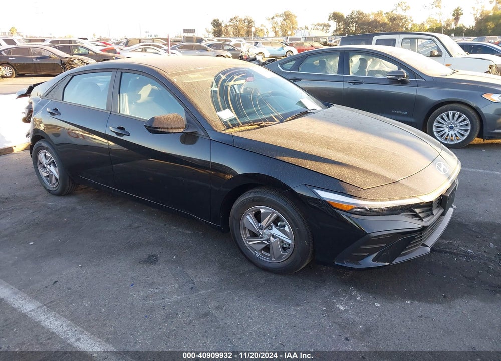2024 HYUNDAI ELANTRA SE VIN: KMHLL4DG9RU842579