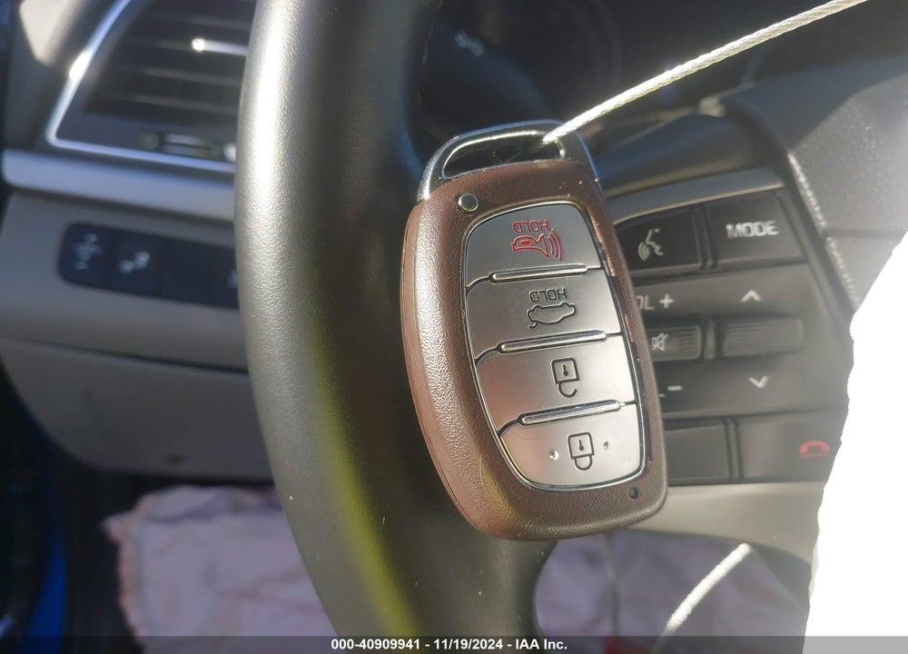 2018 HYUNDAI ELANTRA VALUE EDITION VIN: 5NPD84LF5JH401811