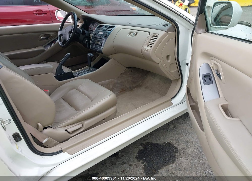 2002 HONDA ACCORD 3.0 EX VIN: 1HGCG22532A030203