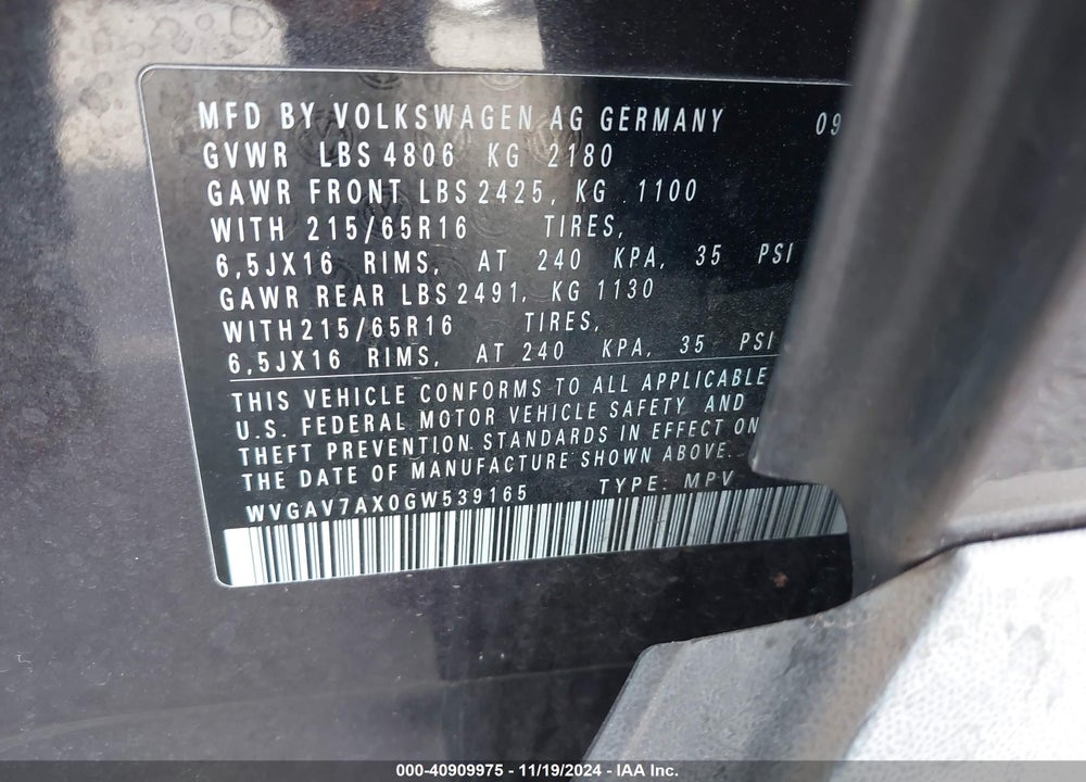 2016 VOLKSWAGEN TIGUAN S VIN: WVGAV7AX0GW539165