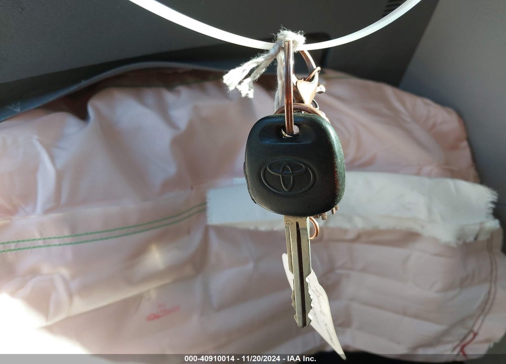 2011 TOYOTA SIENNA SPORT VIN: 5TDXK3DC4BS032044