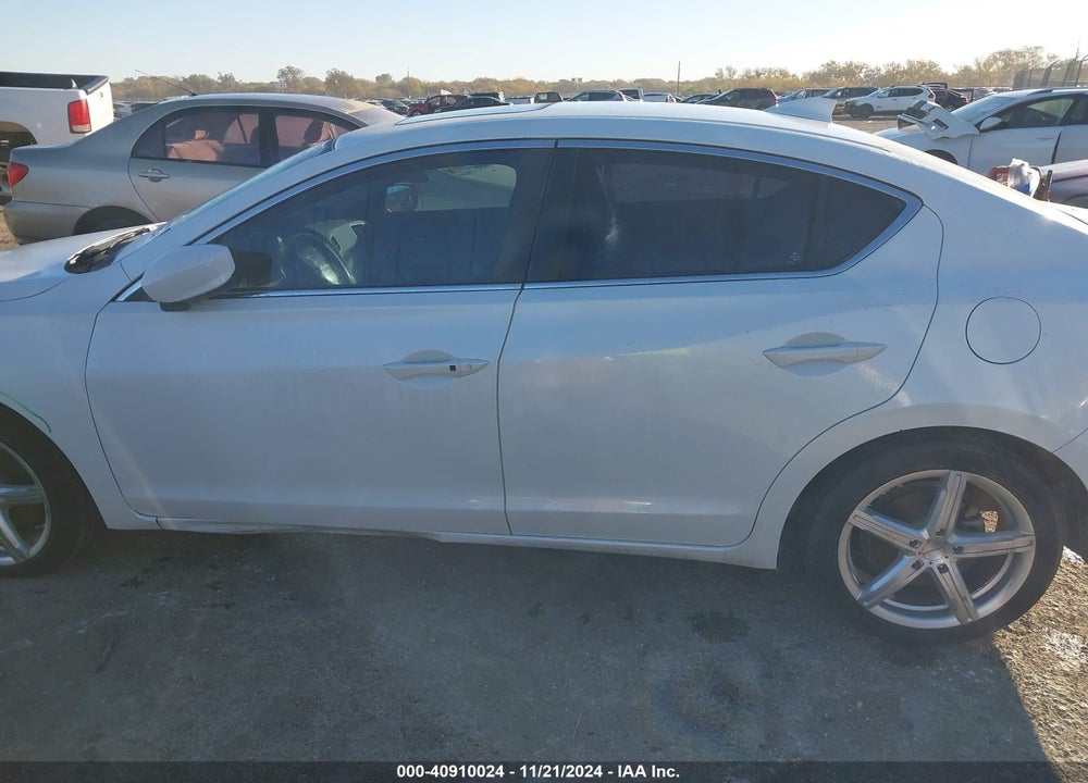 2015 ACURA ILX 2.0L VIN: 19VDE1F54FE001687