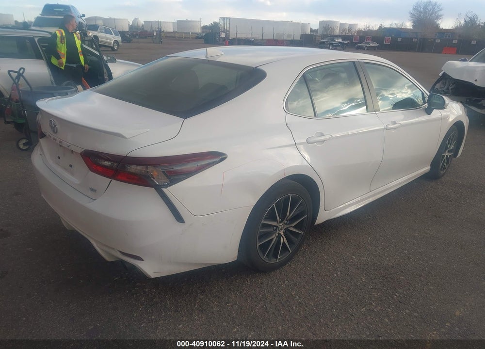 2022 TOYOTA CAMRY SE VIN: 4T1G11AK0NU072717