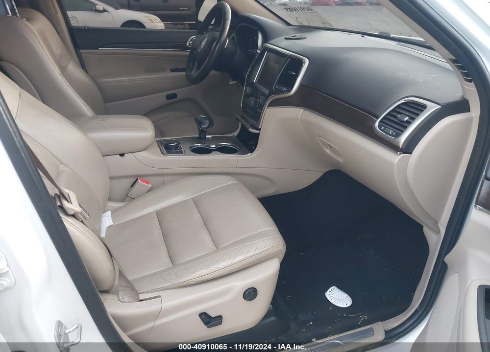 2015 JEEP GRAND CHEROKEE LIMITED VIN: 1C4RJFBG3FC625176