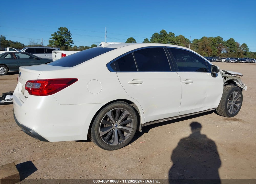 2018 SUBARU LEGACY 2.5I LIMITED VIN: 4S3BNAN60J3027342