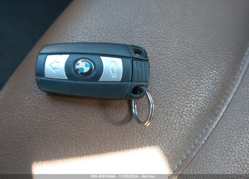 2011 BMW 328I VIN: WBAPH5C54BA447601