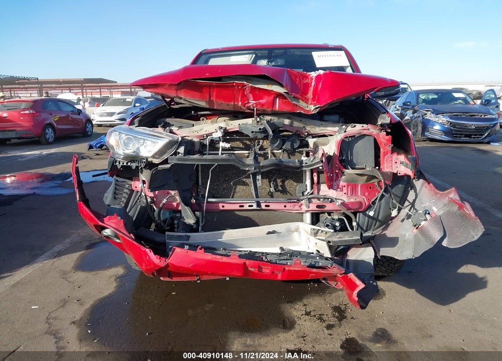 2018 TOYOTA 4RUNNER TRD OFF ROAD PREMIUM VIN: JTEBU5JR5J5588260