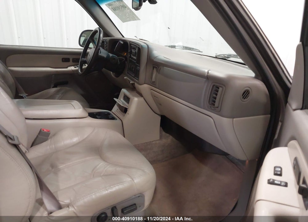 2002 GMC YUKON XL 1500 SLT VIN: 1GKFK16Z02J257113