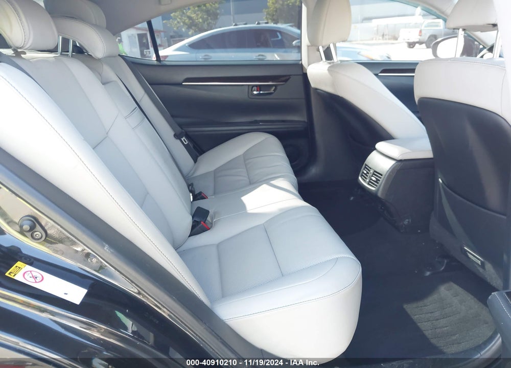 2018 LEXUS ES 300H VIN: JTHBW1GG3J2187030
