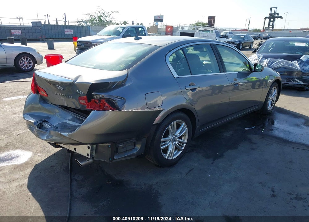 2015 INFINITI Q40 VIN: JN1CV6AP3FM500073
