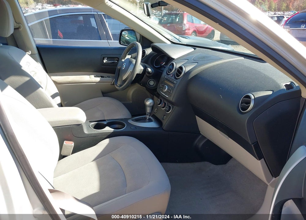 2015 NISSAN ROGUE SELECT S VIN: JN8AS5MT4FW159940