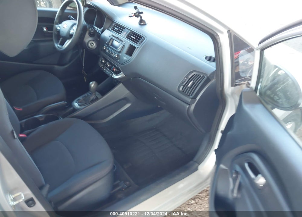 2014 KIA RIO LX VIN: KNADM5A37E6352442