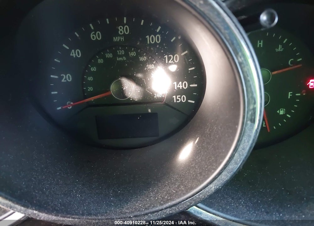 2013 KIA SORENTO EX VIN: 5XYKUDA69DG318755