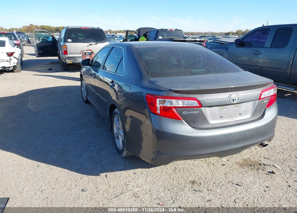 2014 TOYOTA CAMRY SE VIN: 4T1BF1FK7EU799020