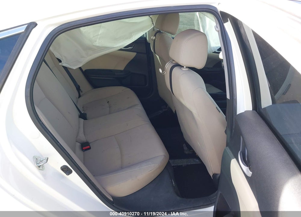 2018 HONDA CIVIC LX VIN: 2HGFC2F55JH608594